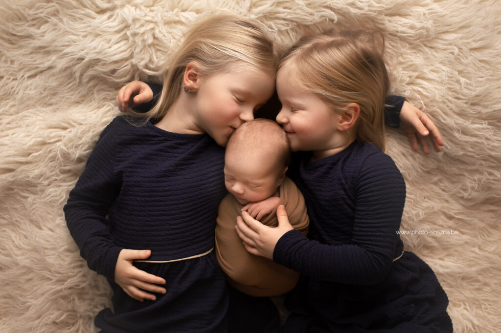 studio photo nouveau-né famille